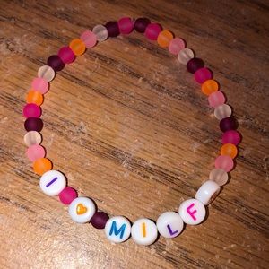 I heart milfs bracelet